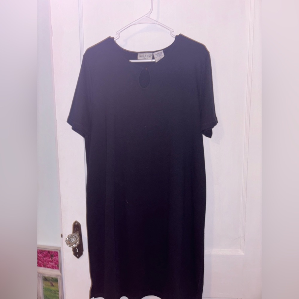 Short sleeve dress